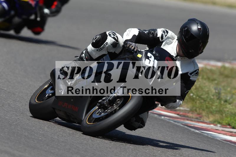 Archiv-2022/40 18.07.2022 Plüss Moto Sport ADR/Einsteiger/31